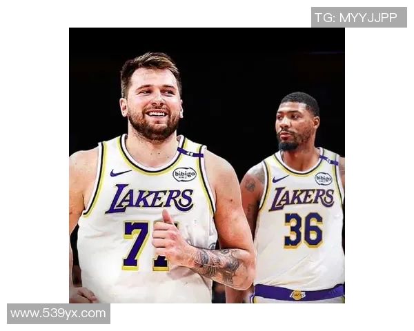 2月26日湖人与灰熊的精彩对决在线直播全程回顾与分析