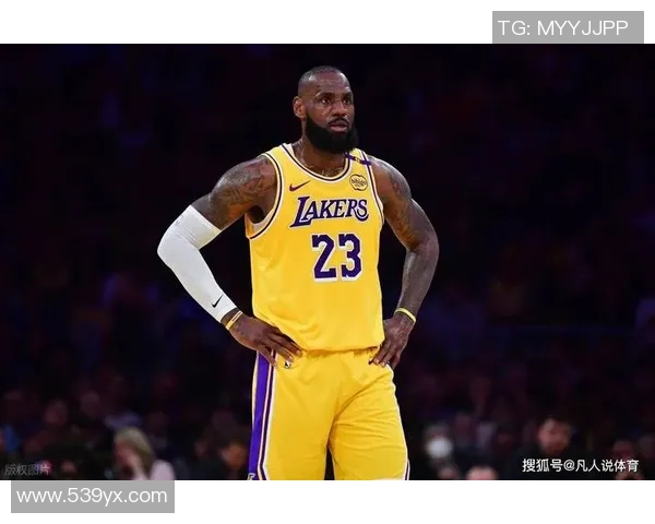 勒布朗·詹姆斯伤愈复出,带领湖人队打败爵士队